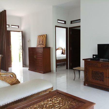 Villa Das Meer 2Br Villa Near Lovina Beach Bagian luar foto